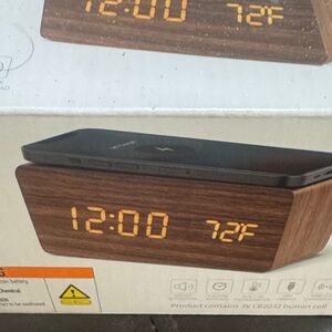 Wooden look plastic Digital Alarm Clock with Temperature Display.